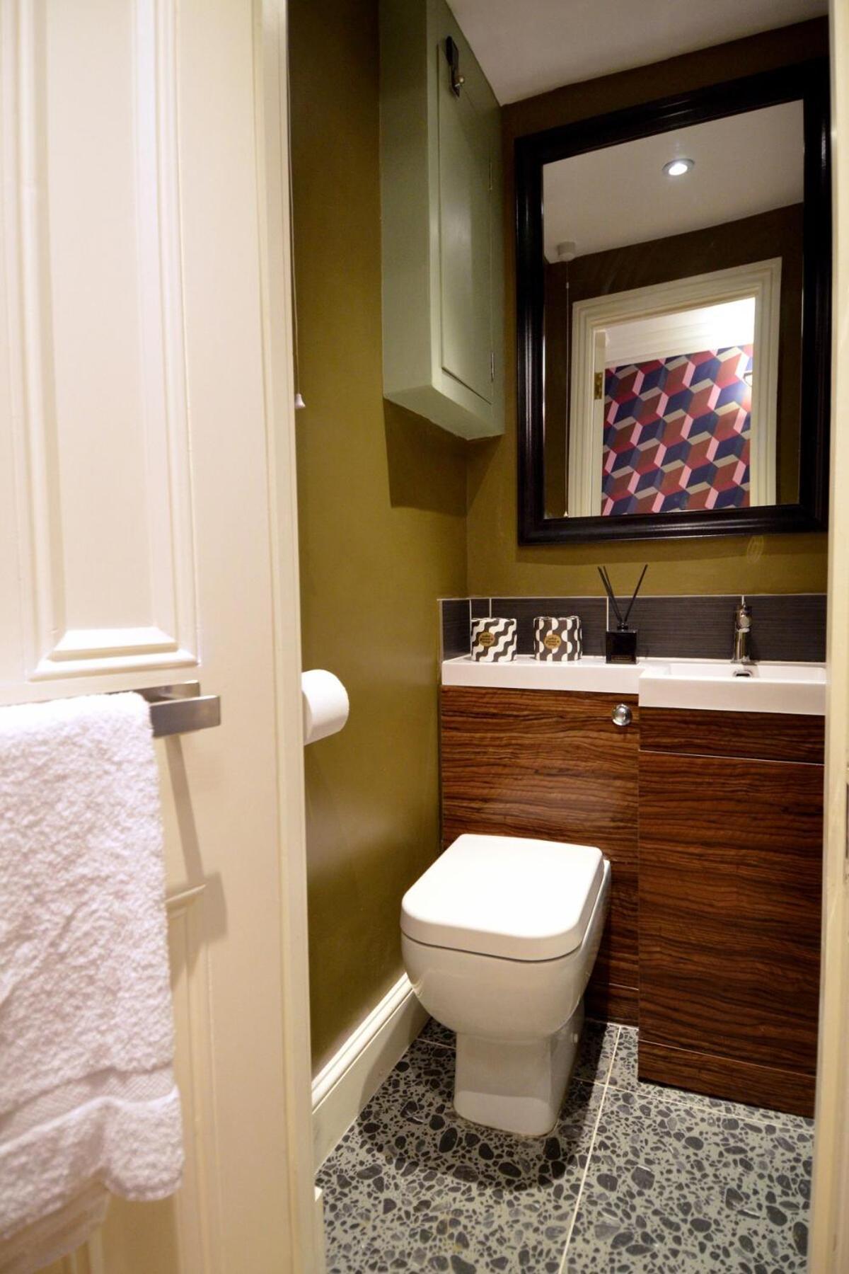 Imperial King Apt, Centre, Dedicated Free Parking Apartment *